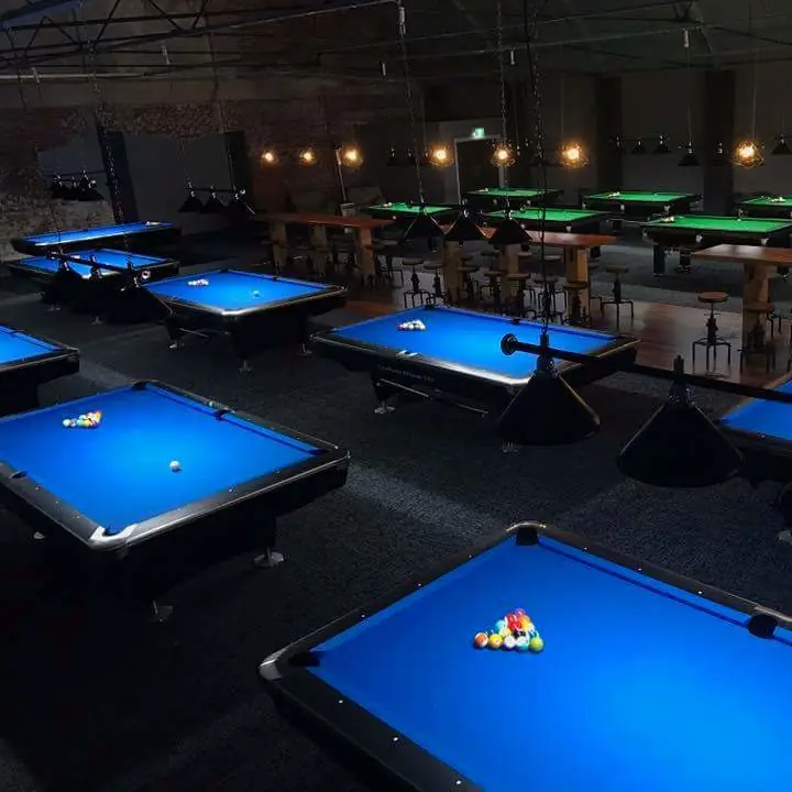 Boweys Gallery 25 Bowey's Pool Lounge